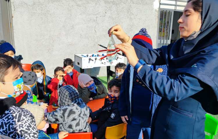 کارگاه علوم پایه اول با عنوان آشنایی با پلیمر 2