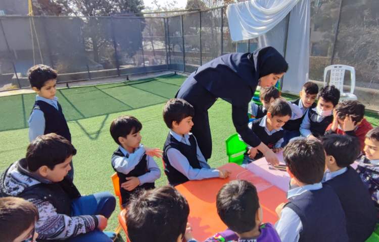 کارگاه علوم پایه اول با عنوان آشنایی با پلیمر 5