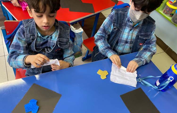 :کارگاه ماهرشو، روز یک هدیه بساز 6