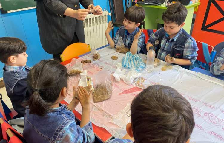 :کارگاه ماهرشو، ساختن اردک و خانه ی سفالی با استفاده از شابلون