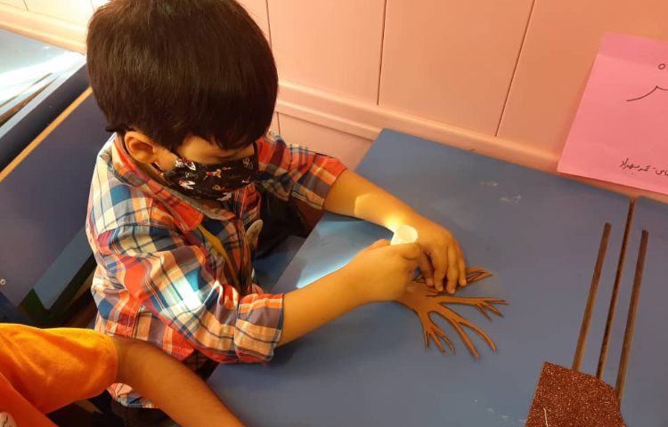 :کارگروهی، کاردستی چهار فصل، کلاس سیب 3