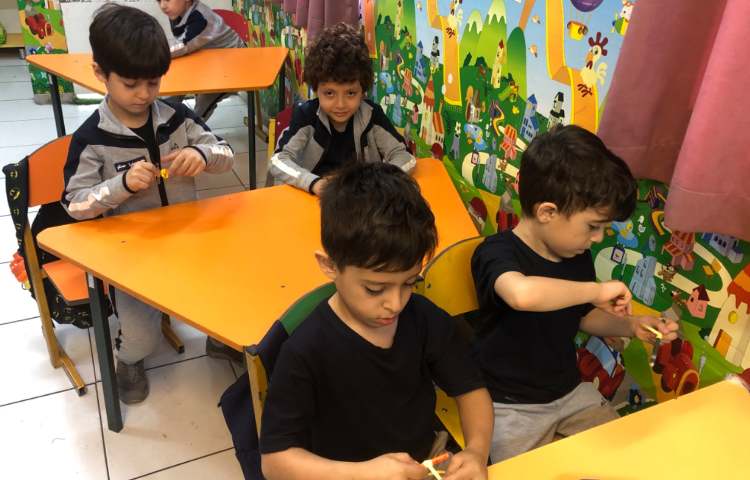 کار با ملیله کاغذی و درست کردن برگ پاییزی 1