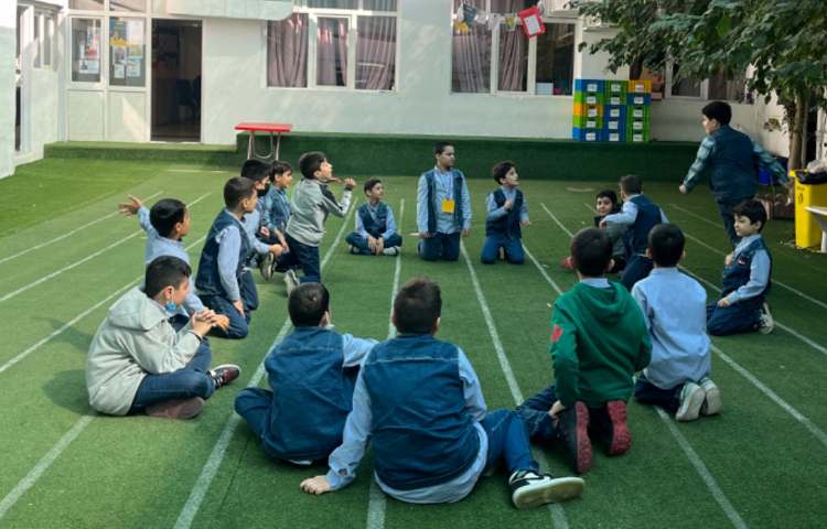 کار با چوبک و حلقه و کاپ جهت هناهنگی عصب عضله _عمل و عکس العمل 1