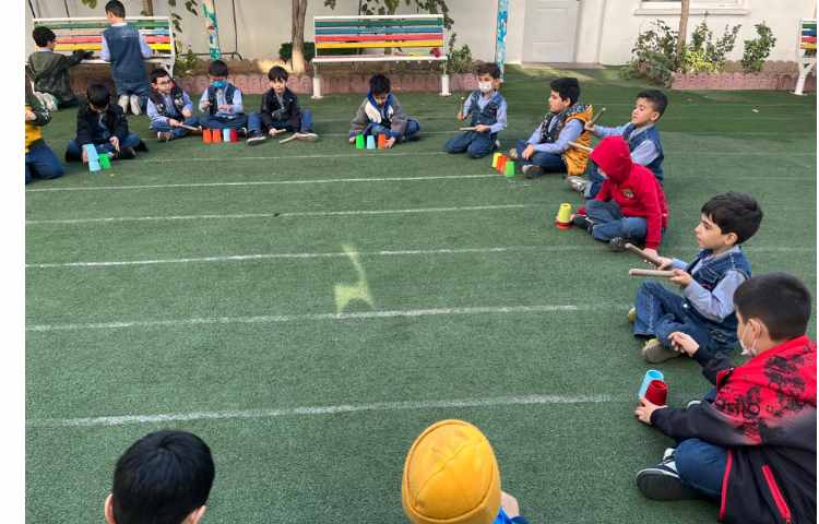 کار با کاپ جهت تقویت دو نیم کره،تعادل و هماهنگی عصب عضله انجام شد 3