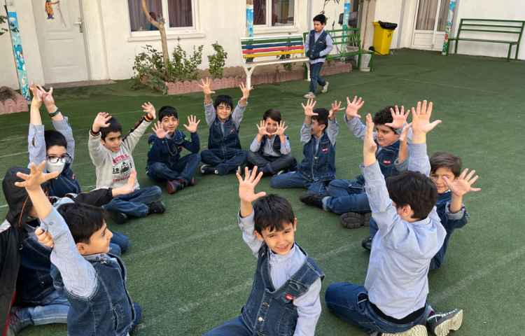 کار با کاپ و چوبک جهت تقویت دو نیمکره 2