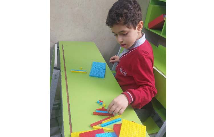 کار با کوئیزنر برای ساخت عددهای 3رقمی 7