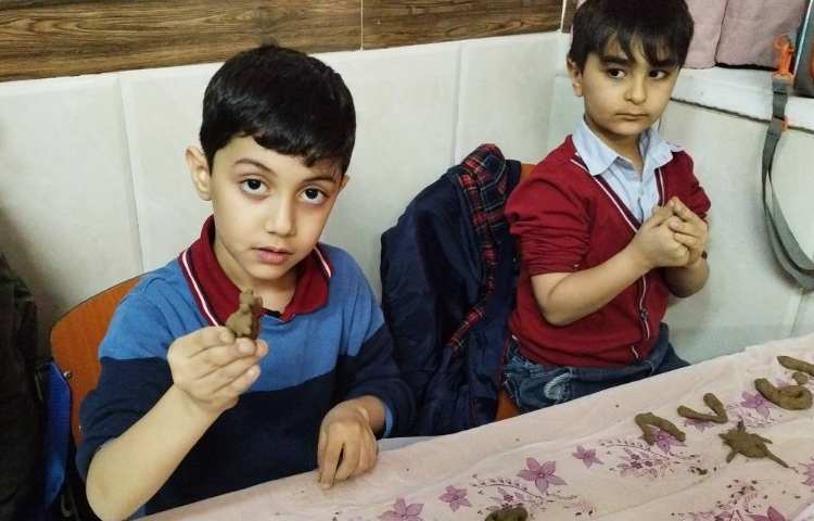 ( کار با گل رس)تلفیق درس علوم با ریاضی و فارسی 2