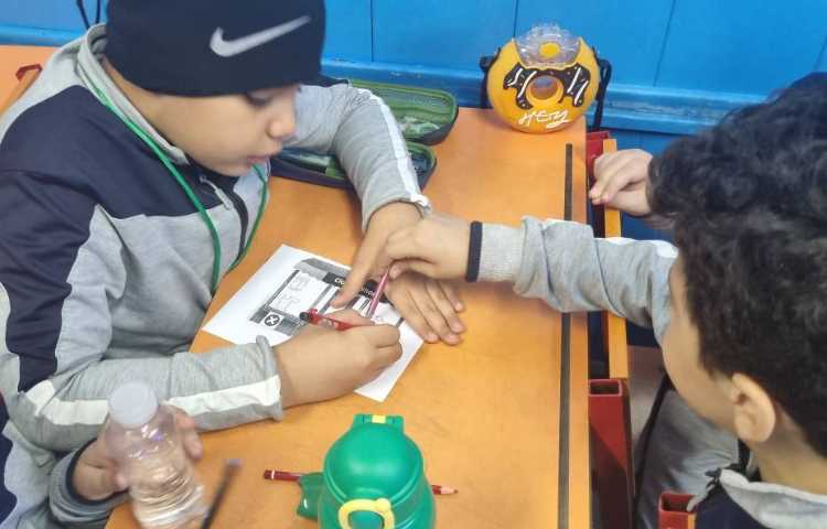 کار گروهی و تمرین جمله سازی با ساختار صفحه 23 کتاب I would/wouldn't like ...... 5