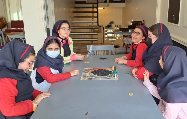 کافه بازی 13