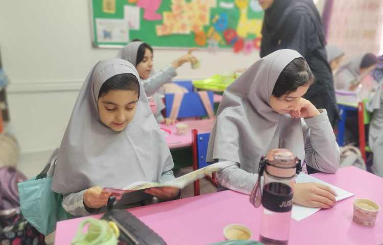 کافه کتاب 10