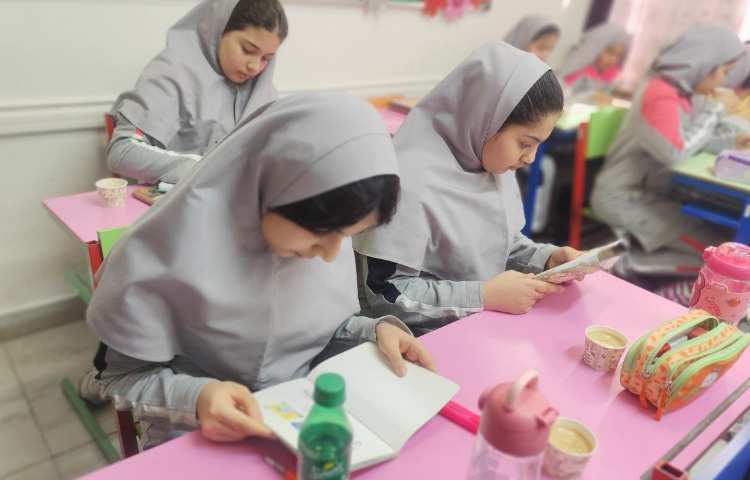 کافه کتاب 12