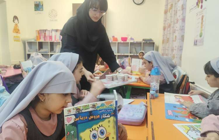 کافه کتاب 24