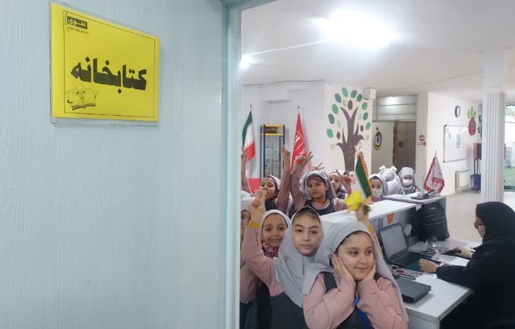 کتابخانه مدرسه 3