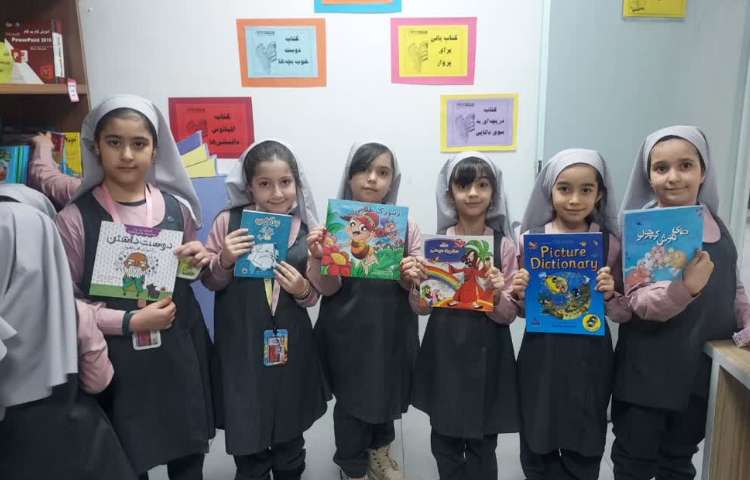 کتابخانه مدرسه 4