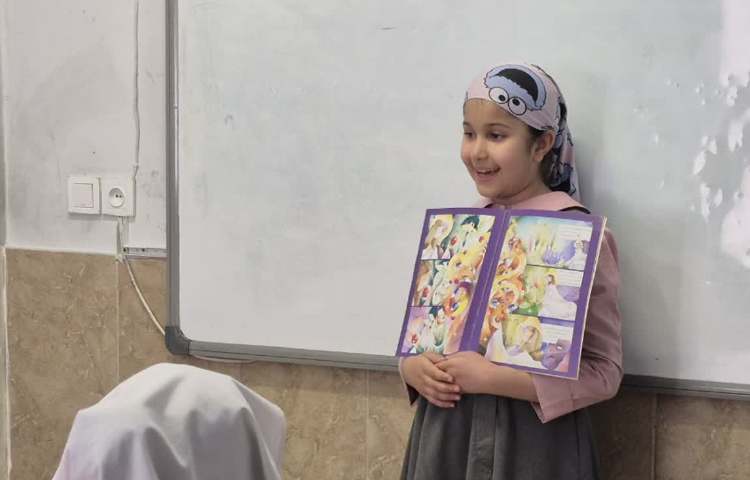 کتابخوانی در کلاس 3