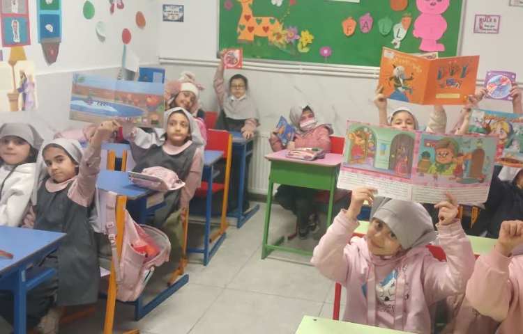 کتابخوانی 3