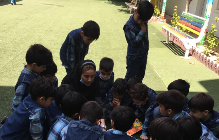 کتاب خوانی 1