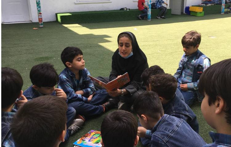 کتاب خوانی 3