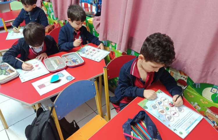 کتاب نوشتاری(جدول شگفت‌انگیز) 1