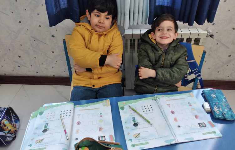 کتاب نوشتاری (وصل کردن نقطه چین ها)