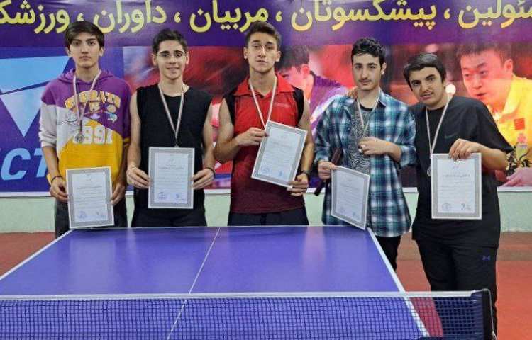 کسب عنوان نایب قهرمانی مسابقات پینگ پنگ منطقه 11 1