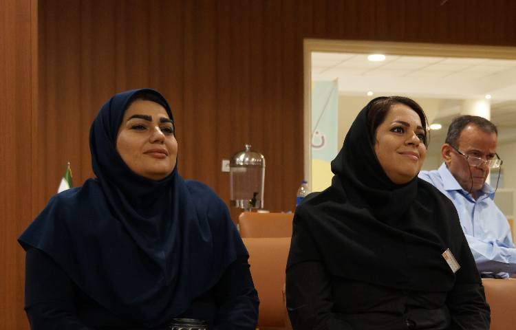 کسب مقام اول و دوم در همایش مسئولین پایه 5