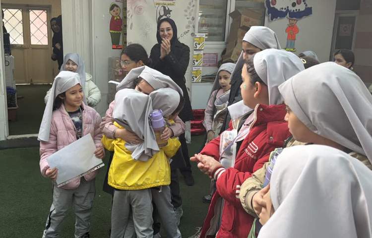 کسب مقام در مسابقات ژیمناستیک 12