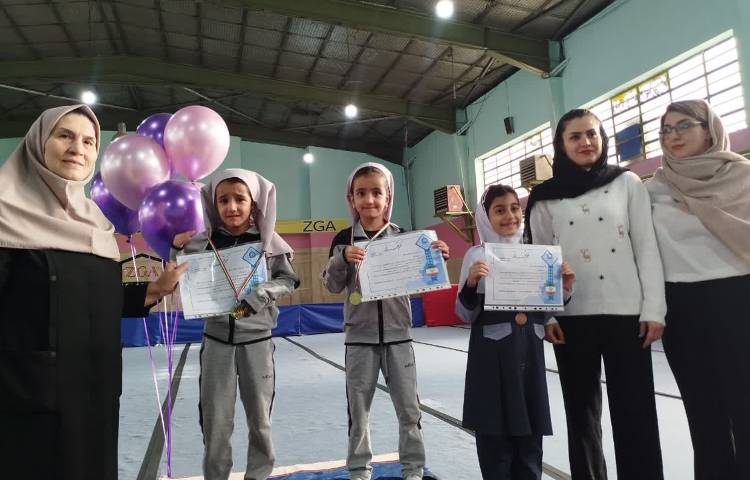 کسب مقام در مسابقات ژیمناستیک 5