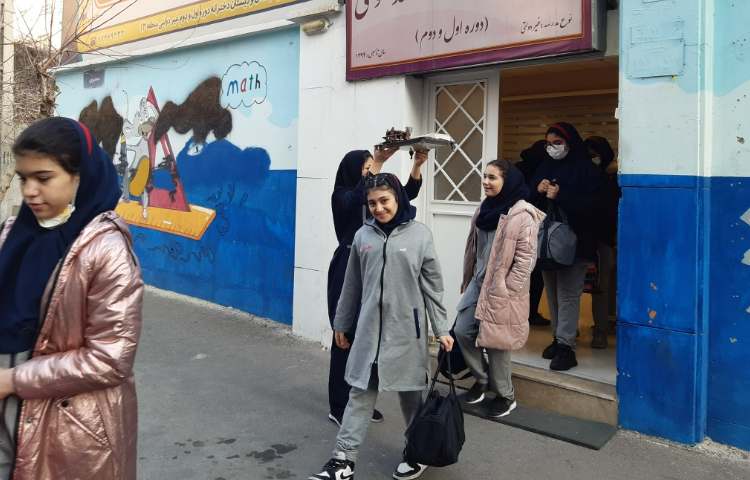 کسب مقام سوم در رشته هندبال 2