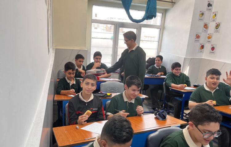 کسب مقام سوم در مسابقات کشوری کاراته توسط دانش‌آموز خوبم علیرضا جان زمانی پایه هفتم 3