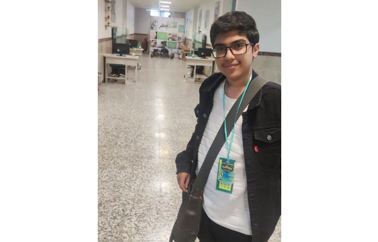 کسب مقام سوم کشوری بایوکاپ توسط کارن کیانمهر و تقدیر از ایشان 2