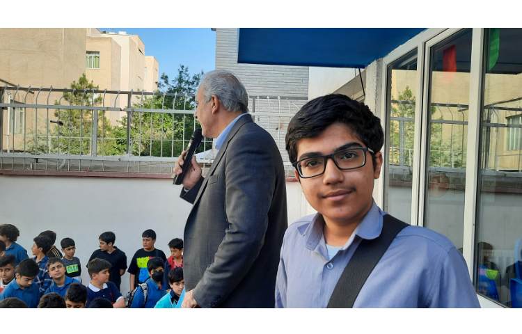 کسب مقام سوم کشوری بایوکاپ توسط کارن کیانمهر و تقدیر از ایشان 3