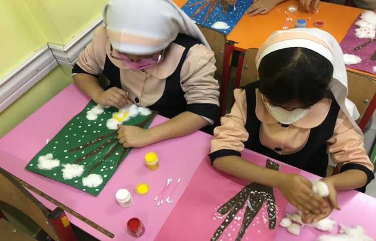 کشیدن جزییات نقاشی درخت پاییزی ، با تکنیک نقاشی با گوش پاک کن 5