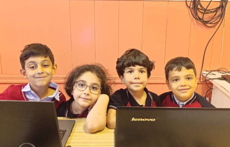 کشیدن خط راست و خط خمیده در نرم افزار نقاشی 1