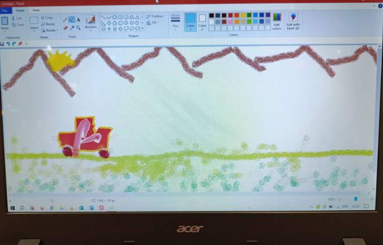 کشیدن نقاشی با قلموها