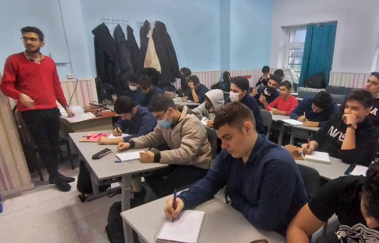 کلاسهای آمادگی شب امتحان 3