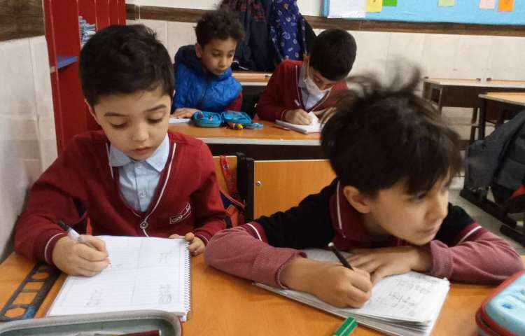 کلاسهای فوق برنامه در روز پنج شنبه 2