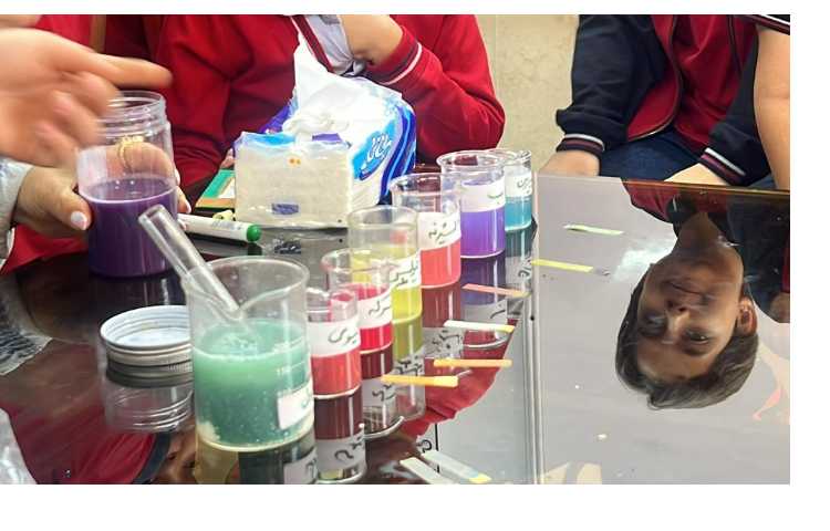 کلاس آزمایشگاه علوم 3