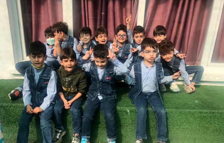 کلاس آزمایش ترکیب رنگ‌ها 3