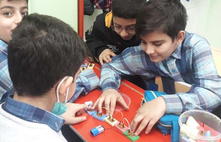 کلاس آموزش رباتیک 4