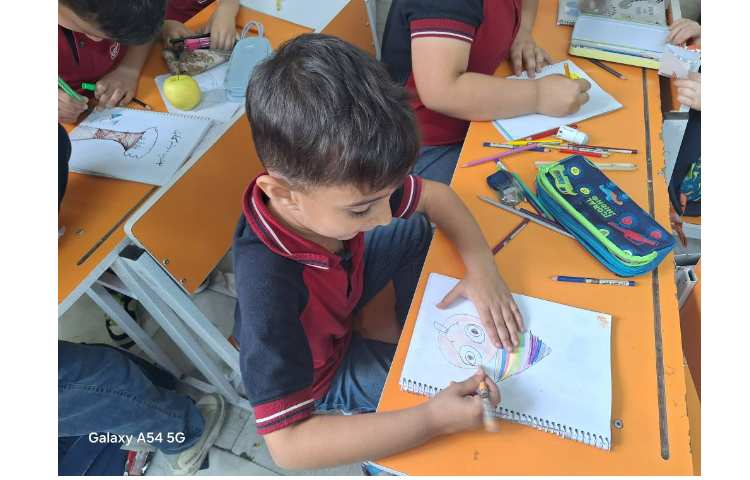 کلاس اول .نقاشی آزاد 2