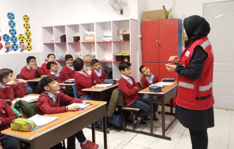 کلاس ایمنی آسانسور با حضور مربی سازمان آتش نشانی 5