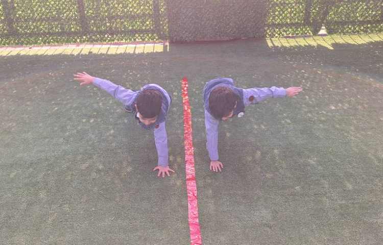 کلاس بدون دیوار،ریاضی،تقارن دوقسمتی و چهارقسمتی 2