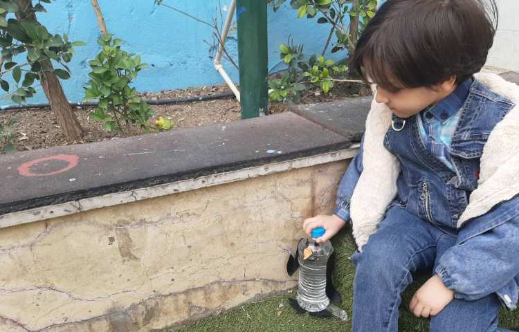 :کلاس بدون دیوار، انجام آزمایش آدمک یخی 4