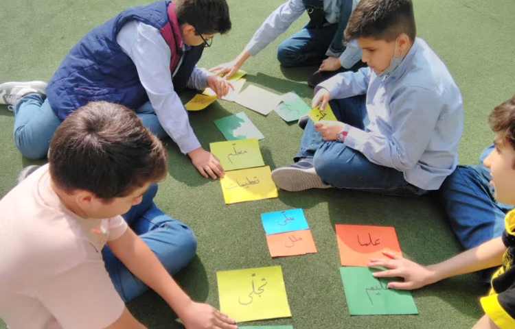 کلاس بدون دیوار با مضمون فارسی 1