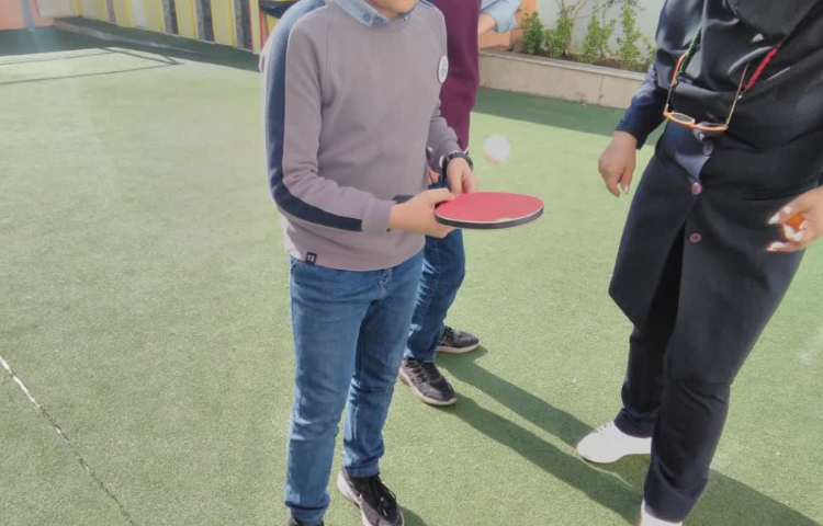 کلاس بدون دیوار با موضوع نیرو و حالت های نیرو 1