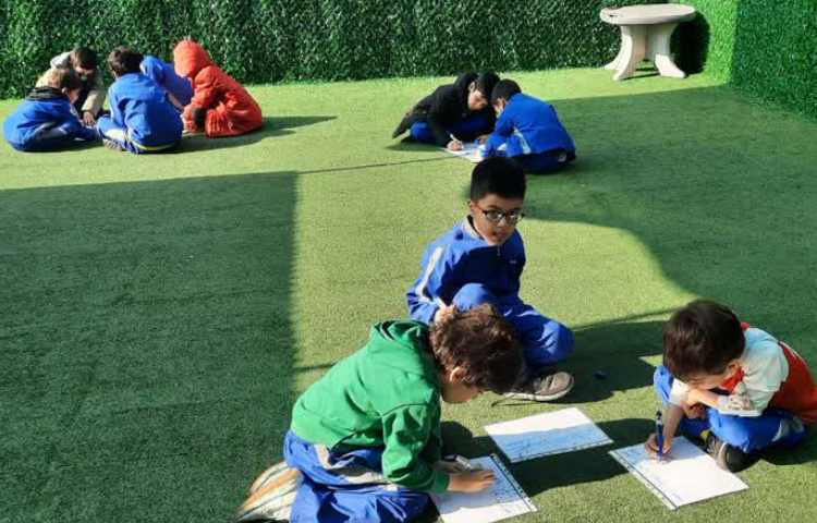 کلاس بدون دیوار، جمله سازی و مرور اعداد ریاضی 4