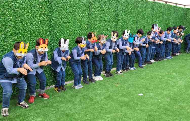 کلاس بدون دیوار درس مدرسه ی خرگوش ها 1