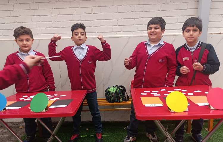 کلاس بدون دیوار سواد مالی