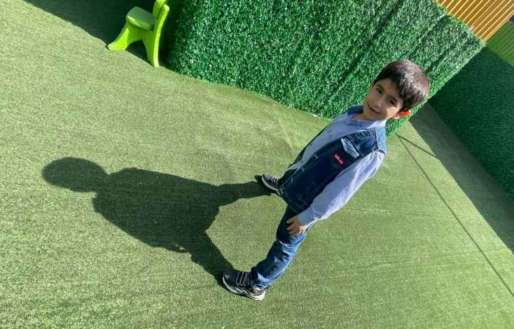 کلاس بدون دیوار علوم بازی با سایه 1